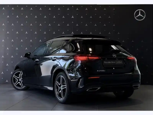 Mercedes Classe A 250 e hybrid eq amg line — photo 37