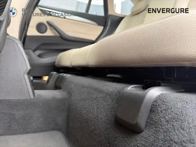 Bmw X1 sdrive18da 150ch xline — photo 15