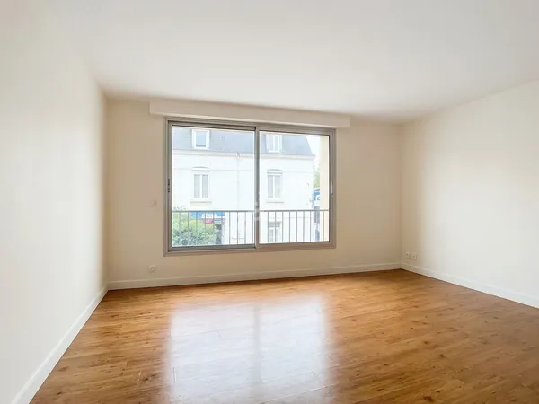 Immeuble à vendre à Pont Rousseau - 8 pièces, 208 m²