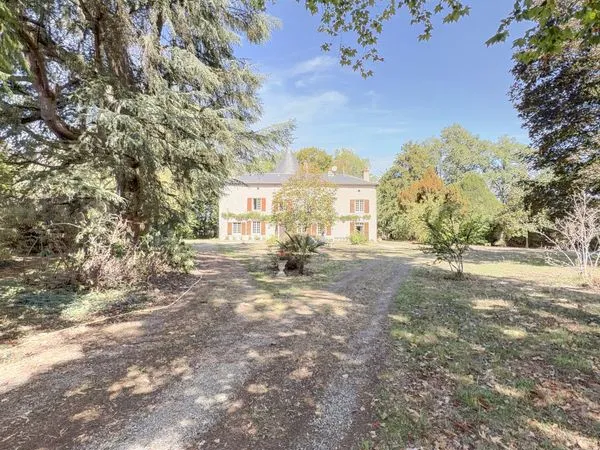 Maison de maître d'exception - 131 840 de gain immédiat
