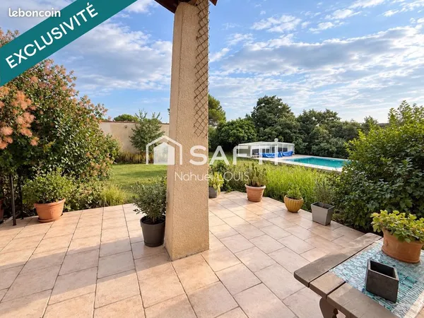 Propriété 8 pièces 300 m²
