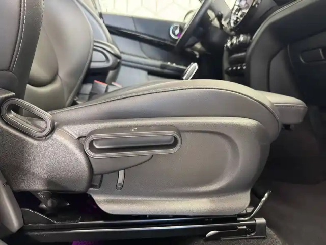 Mini Mini countryman 136 ch bva7 — photo 40