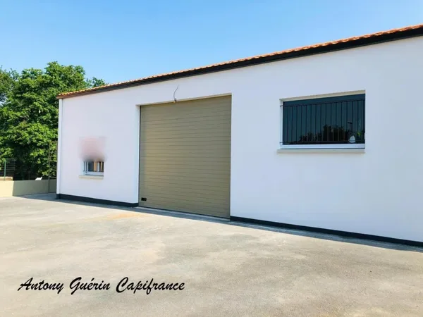 Commerce 3 pièces 181 m²