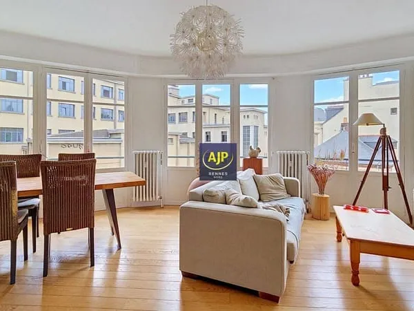 Appartement 4 pièces 100 m²