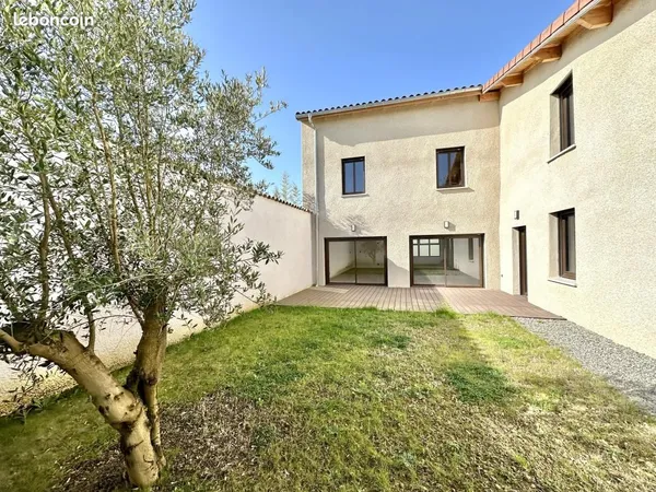 Propriété 7 pièces 210 m²