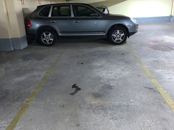 Place de parking à Ménilmontant