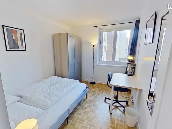Chambre 4 pièces 64 m²