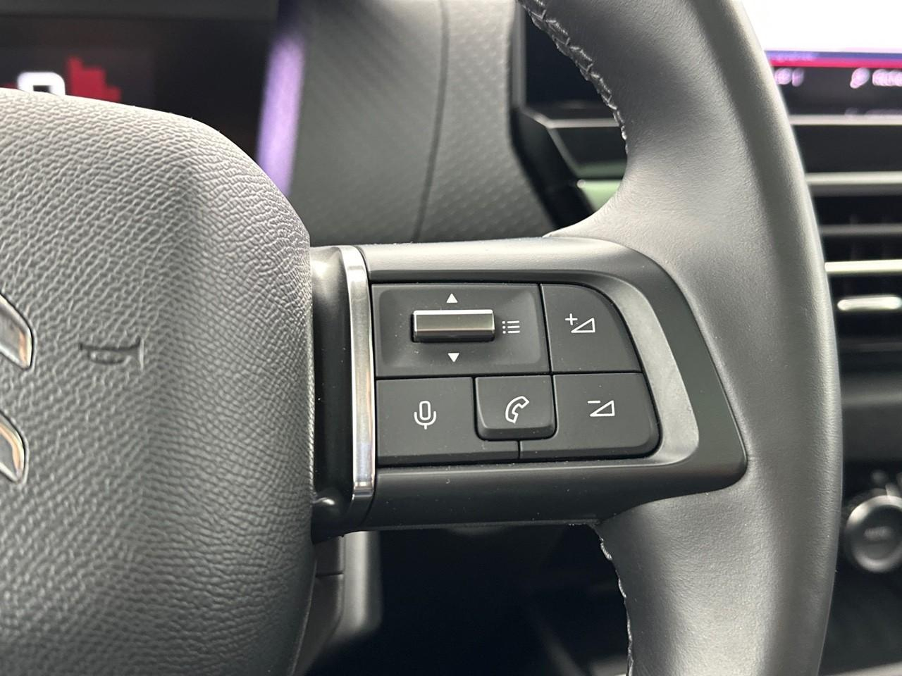 Citroën C4 puretech 130 s&s eat8 shine pack — photo 19