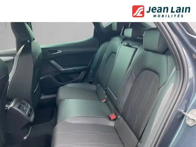 Cupra Leon 1.5 etsi hybrid 150 ch dsg7 — photo 37