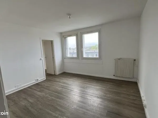 Appartement 4 pièces 77 m²