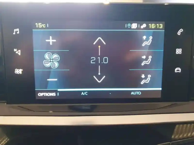 Peugeot 208 electrique 50 kwh 136ch — photo 22