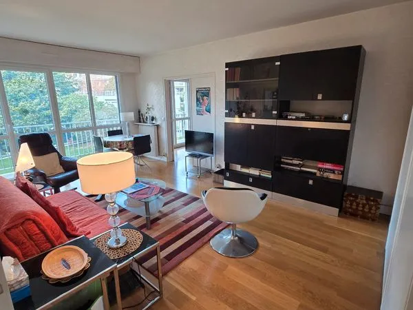 PARIS 12e - BEL-AIR | 2 PIÈCES DE 48 m² AVEC BALCON DE 8 m² SUR JARDIN