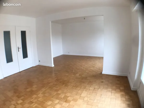 F4 spacieux Mulhouse Dornach avec garage et vue