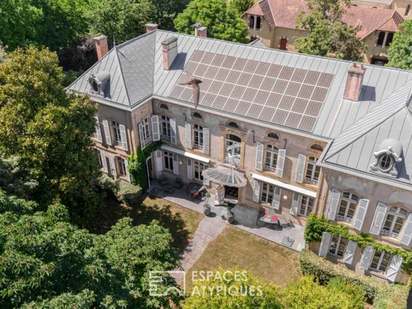 Maison de maître début XIXe siècle à réinterpréter avec ses dépendances