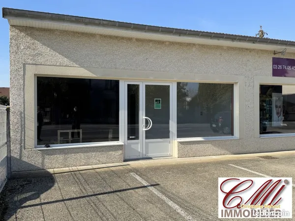 Local 74 m² Frignicourt