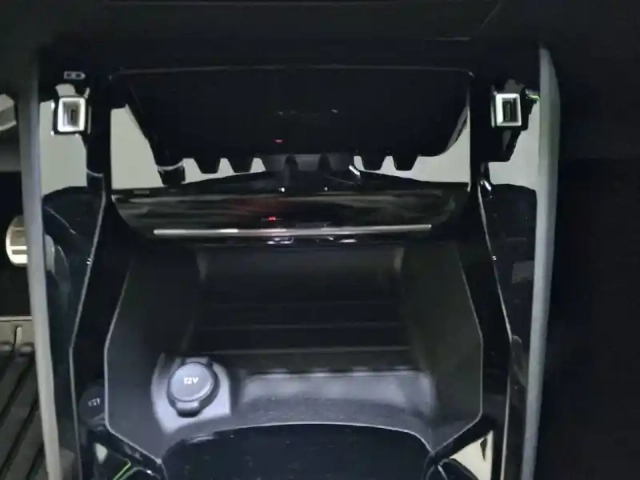 Peugeot 208 puretech 100 s&amp;s eat8 — photo 52