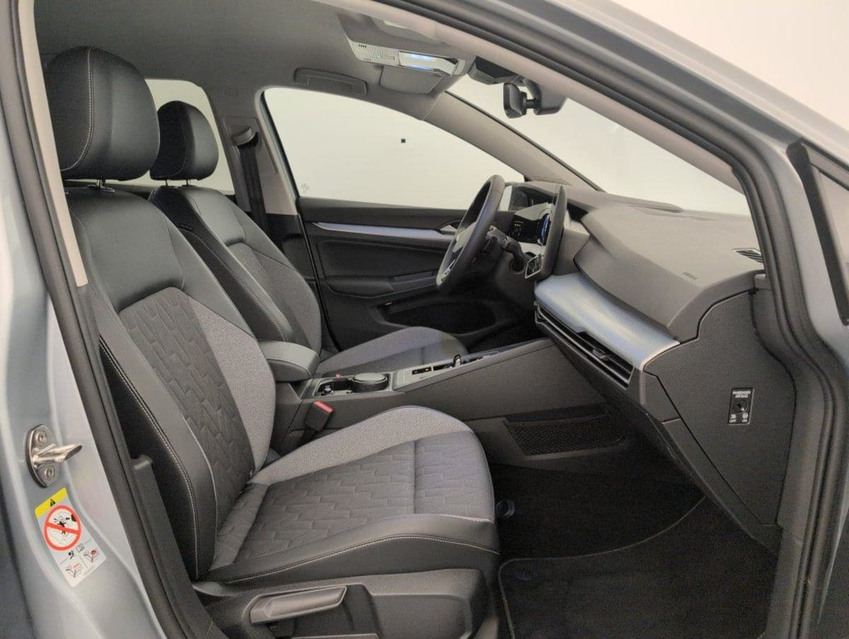 Volkswagen Golf 8 — photo 9