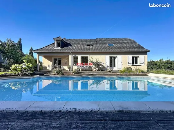 Pavillon 6 pièces 180 m²