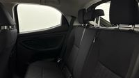 Toyota Yaris 116h Design 5p MY22 — photo 13