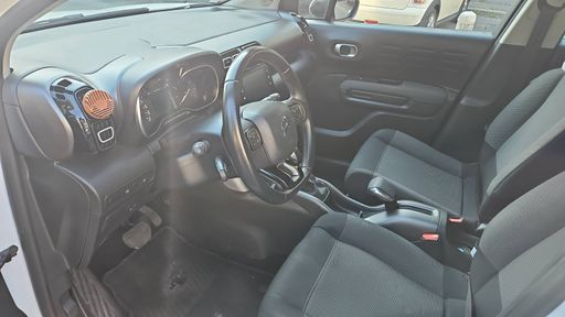 Citroen C3 Aircross 1.6 BlueHdi 120 EAT6 - Shine – 2019 – 132558 km – Diesel – Boîte Automatique — photo 17