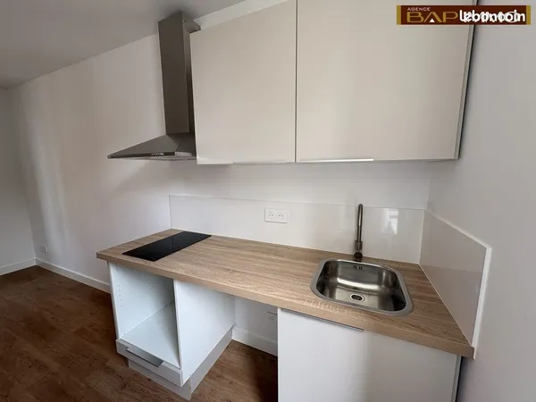 Studio 1 pièce 15 m²