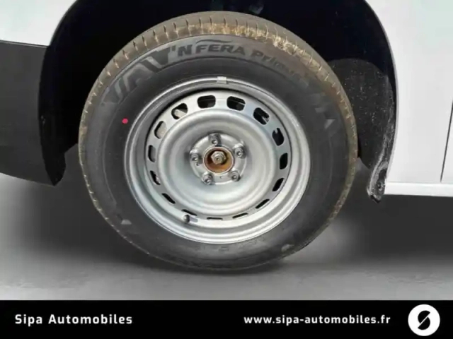 Fiat Doblo fourgon m diesel 100 ch manuelle — photo 9