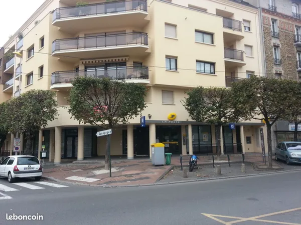 Place de parking sous-sol - Résidence sécurisée - Avenue Foch