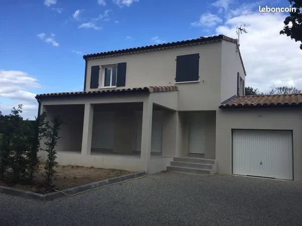 Loue villa saint paul 3 chateaux