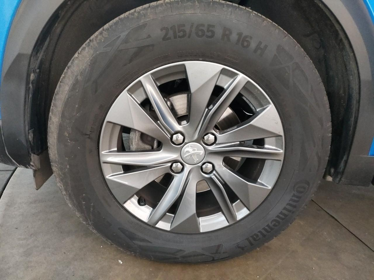 Peugeot 2008 puretech 100 s&s style — photo 11