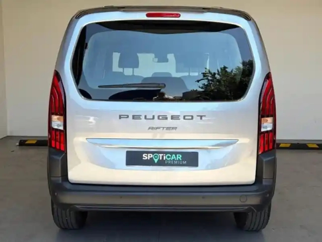 Peugeot Rifter taille m - 1.5 bluehdi 100ch s&amp;s allure 5 places — photo 6