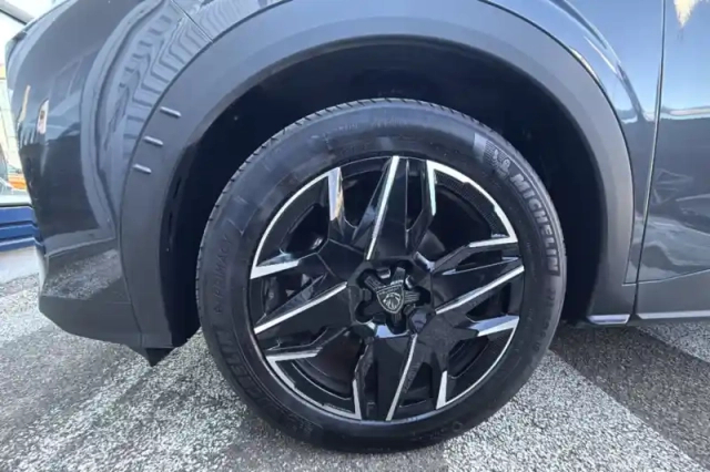 Peugeot 3008 hybrid 136 e-dcs6 — photo 56