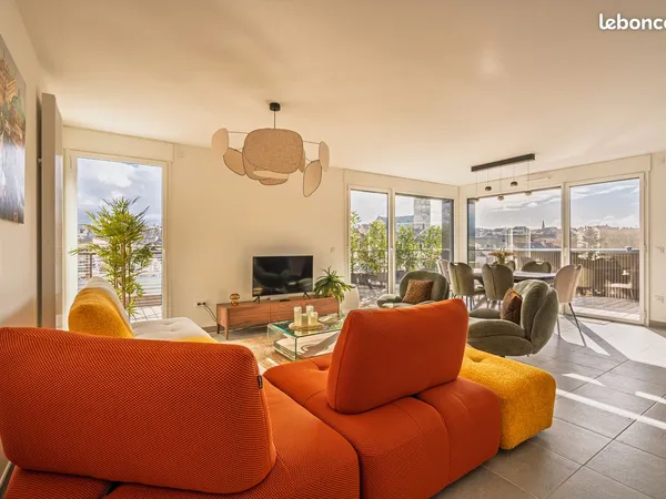 Angers Centre - Appartement neuf 110 m2 - Vue Château et Cathédrale - Direct propriétaire