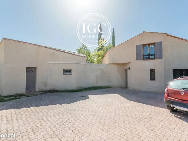 Maison 6 pièces 210 m²