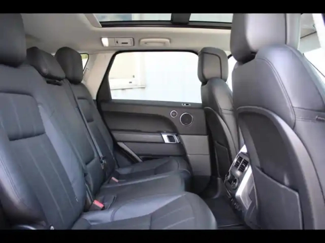 Land Rover Range Rover sport 2.0 p400e 404ch hse dynamic mark ix — photo 8