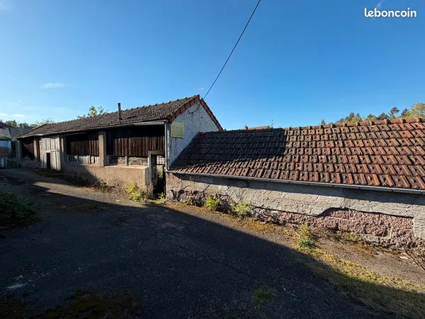 Entrepôt 140 m² LE CREUSOT