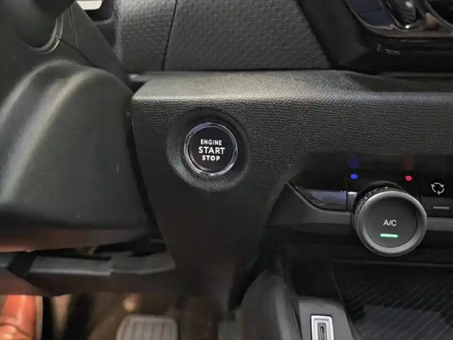 Citroën C4 e- 136 ch automatique — photo 20