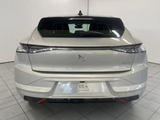 Ds Ds 4 plug-in hybrid 225ch ligne d or — photo 6