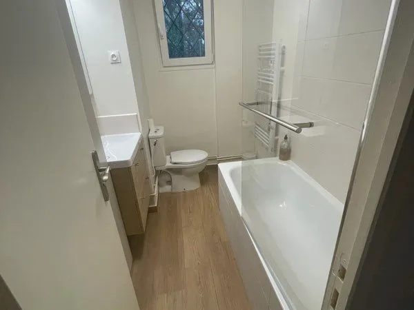 Location saisonnière appartement RDCH 70 m2 2 chambres 70 m2 dans forêt conservatoire littoral