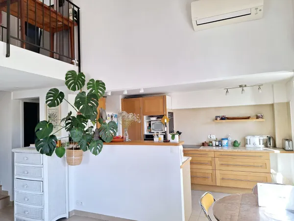 Location Viel Antibes - Duplex 3 Pièces - Bail Mobilité Sept 26 -Juillet27