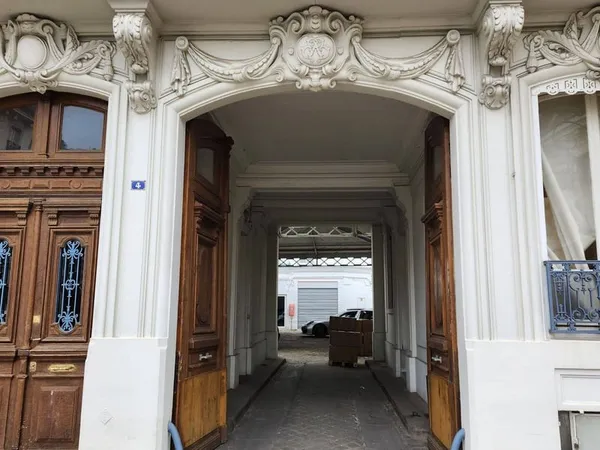 Bureaux 370 m²