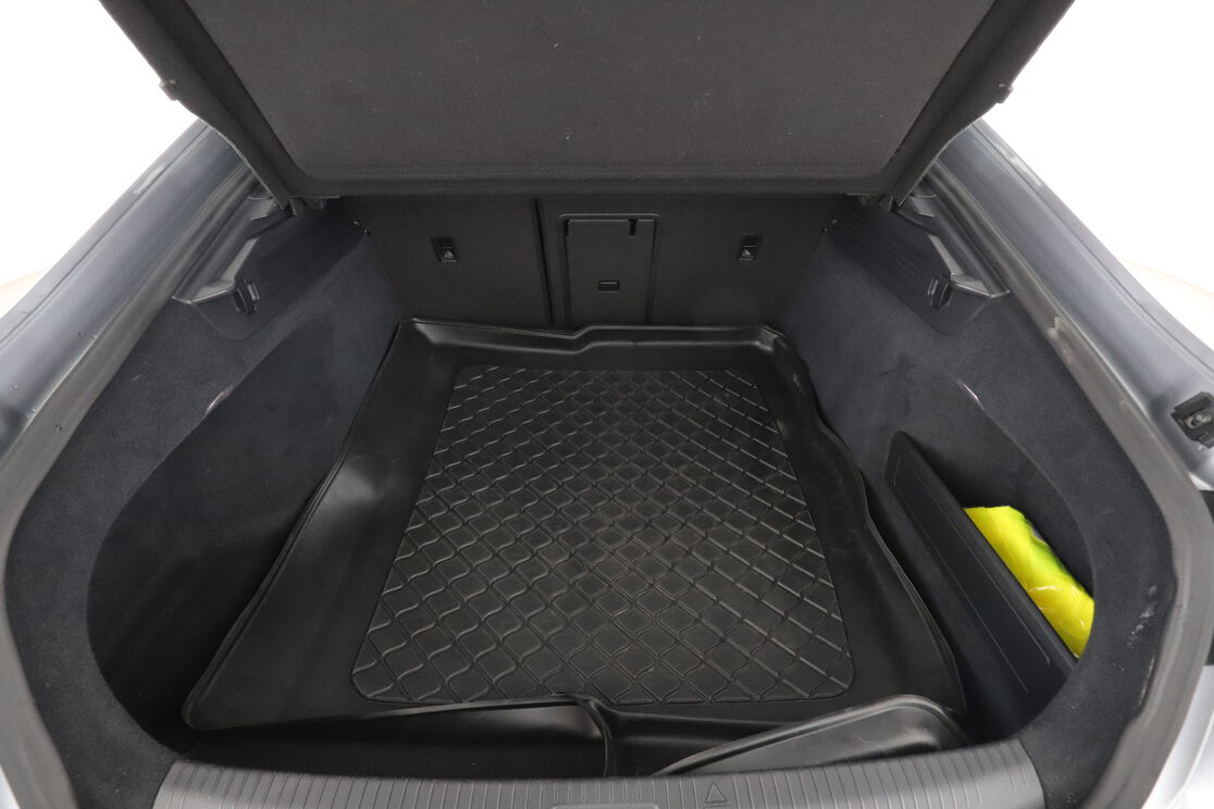 Volkswagen Arteon 2.0 TDI R-Line DSG7 — photo 16