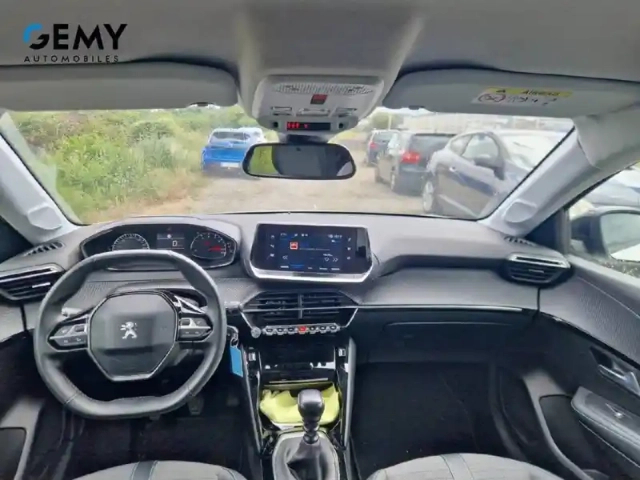 Peugeot 208 puretech 100 s&amp;s bvm6 — photo 8