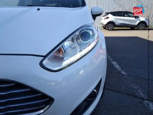 Ford Fiesta 1.0 ecoboost 100ch stop&amp;start titanium 5p — photo 14