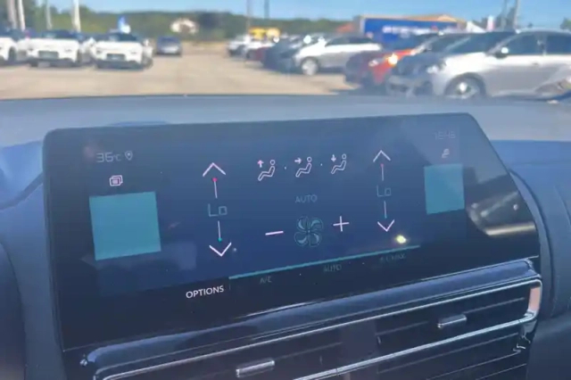 Citroën C5 Aircross hybride rechargeable 225 e-eat8 — photo 22