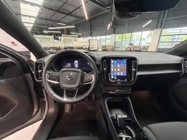 Volvo C40 recharge extended range 252ch plus — photo 13