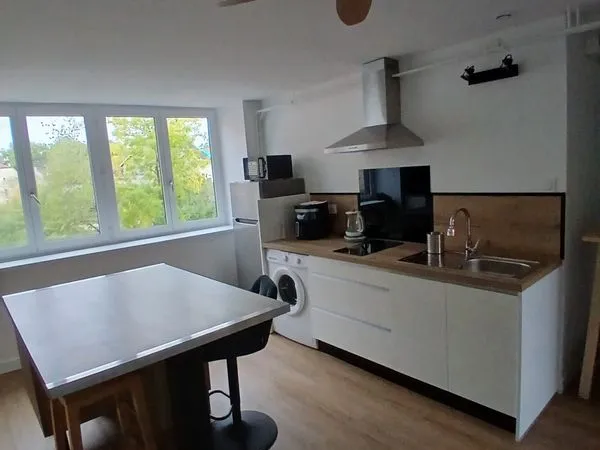 Appartement F2 meublé NEUF 40 m2 - Entrée indépendante - Orville