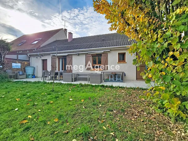 MAISON DE PLAIN PIED 3 CHAMBRES GARAGE ET JARDIN