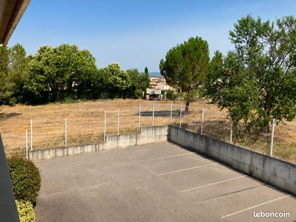 Location place de parking