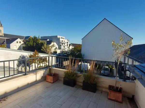 Appartement Thouaré-sur-loire 2 pièce(s) - 46.74m² au sol / 37.07m² habitable / parking - terrasse