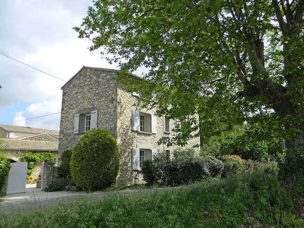 Maison 6 pièces 157 m²